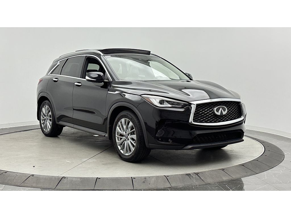 2023 Infiniti QX50 LUXE