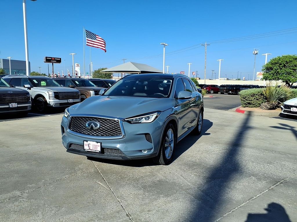 2022 INFINITI QX50 Luxe
