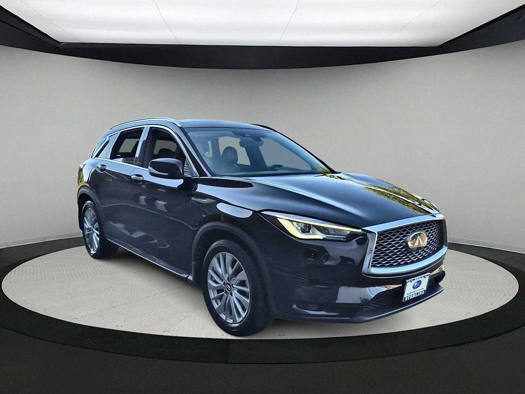 2023 INFINITI QX50 Luxe