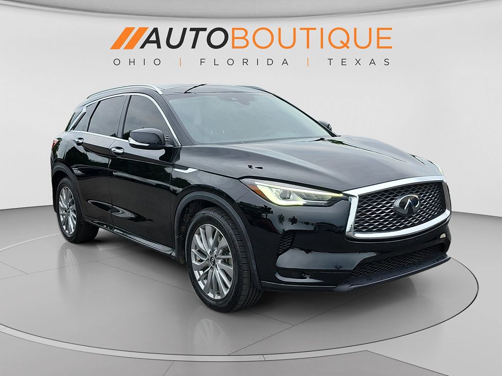 2023 Infiniti QX50 LUXE