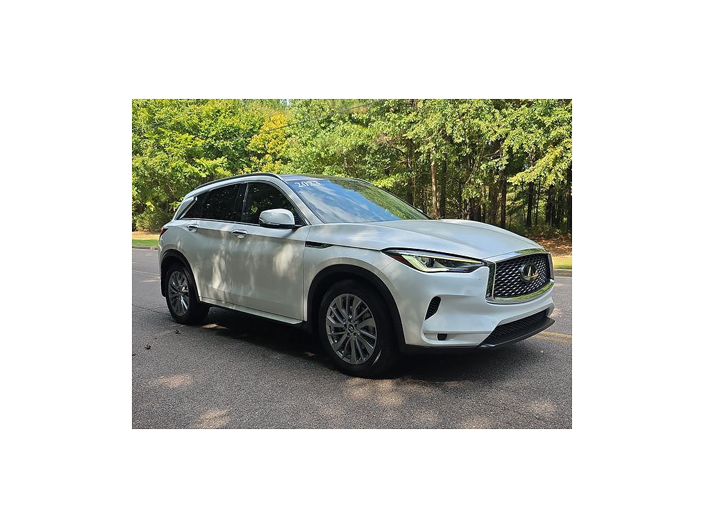 2023 Infiniti QX50 LUXE