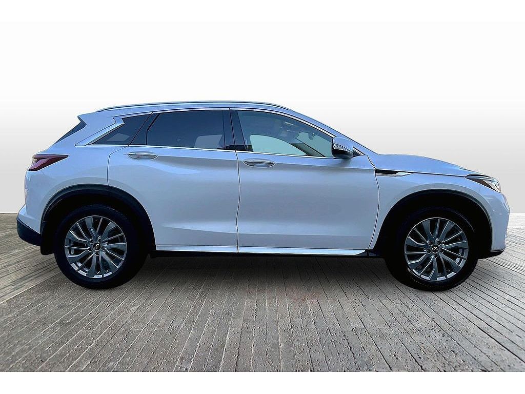 2024 Infiniti QX50 LUXE