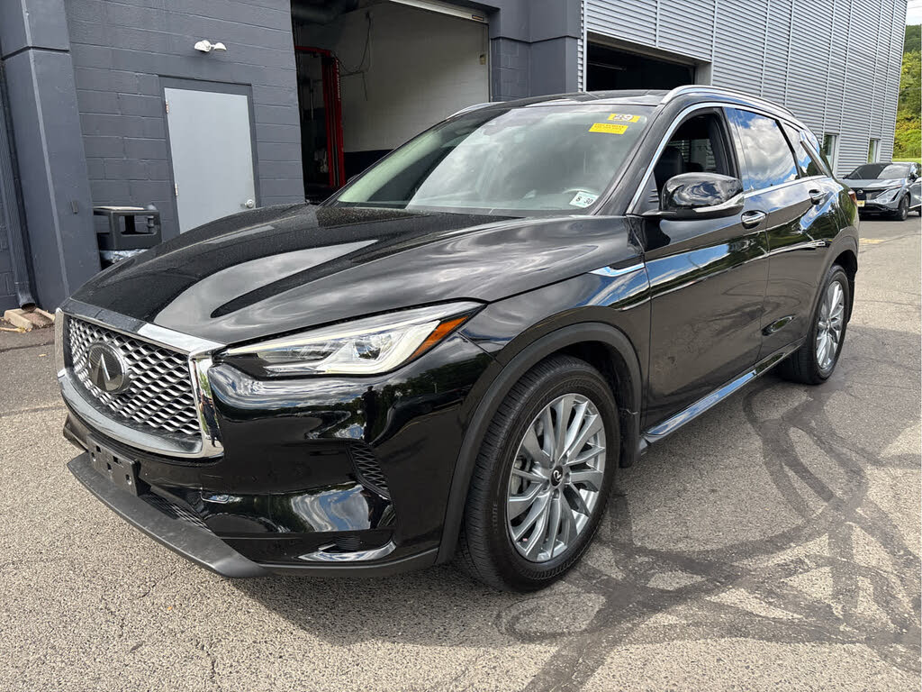 2025 Infiniti QX50 LUXE