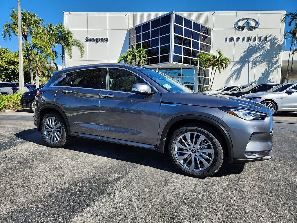 2025 Infiniti QX50 LUXE
