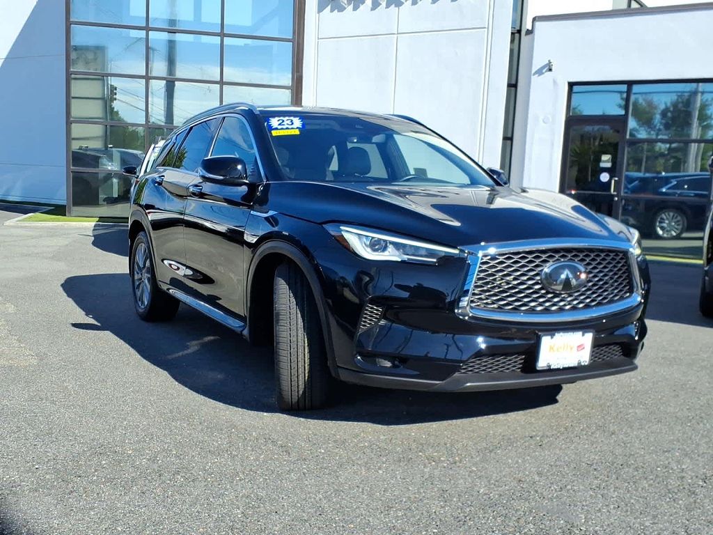 2023 Infiniti QX50 LUXE