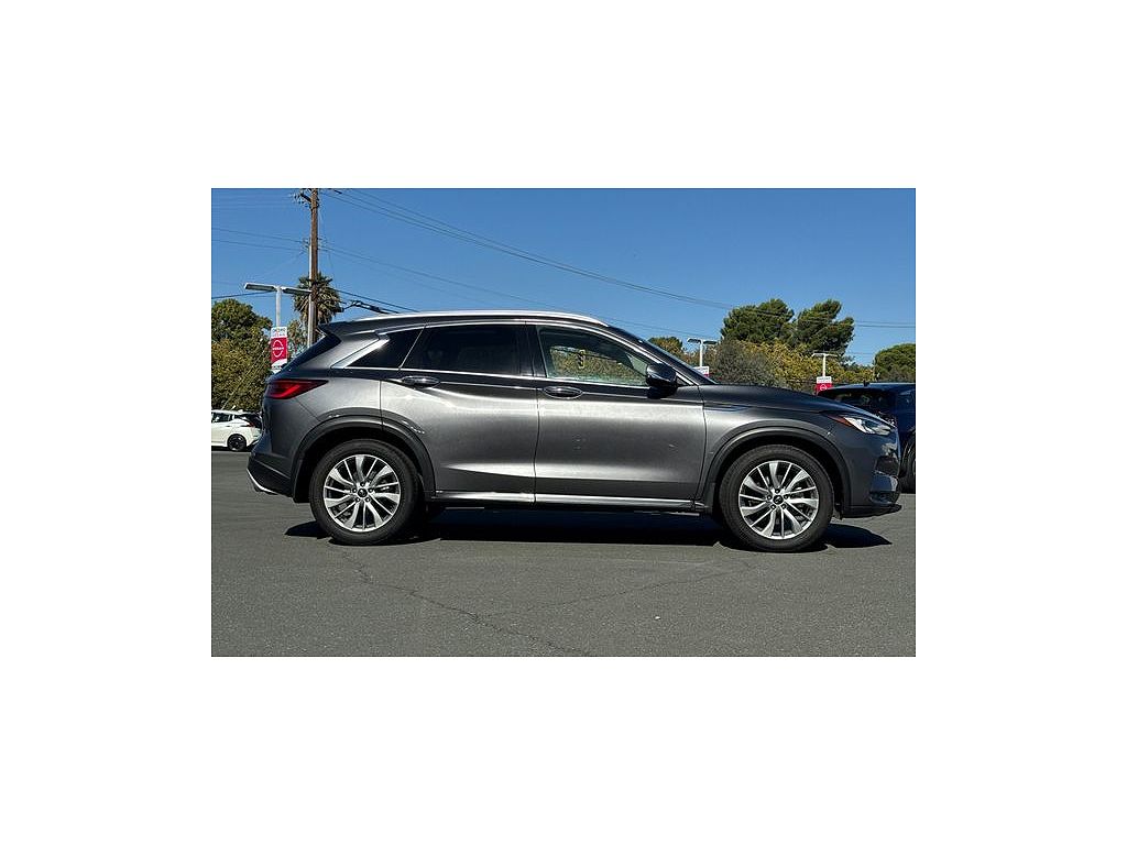 2025 Infiniti QX50 LUXE