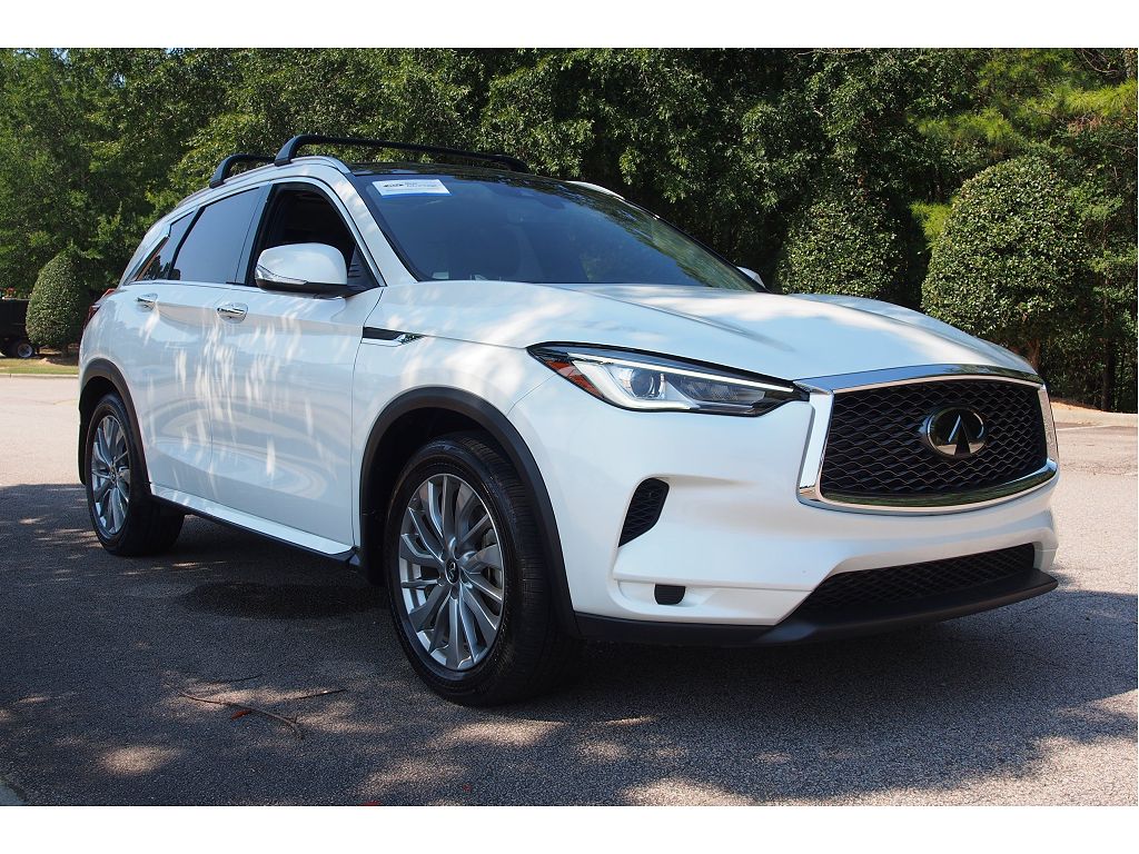 2025 INFINITI QX50 LUXE