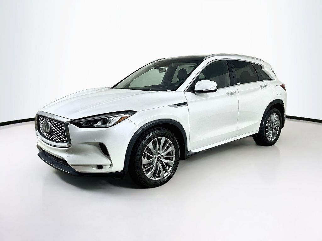 2023 Infiniti QX50 LUXE