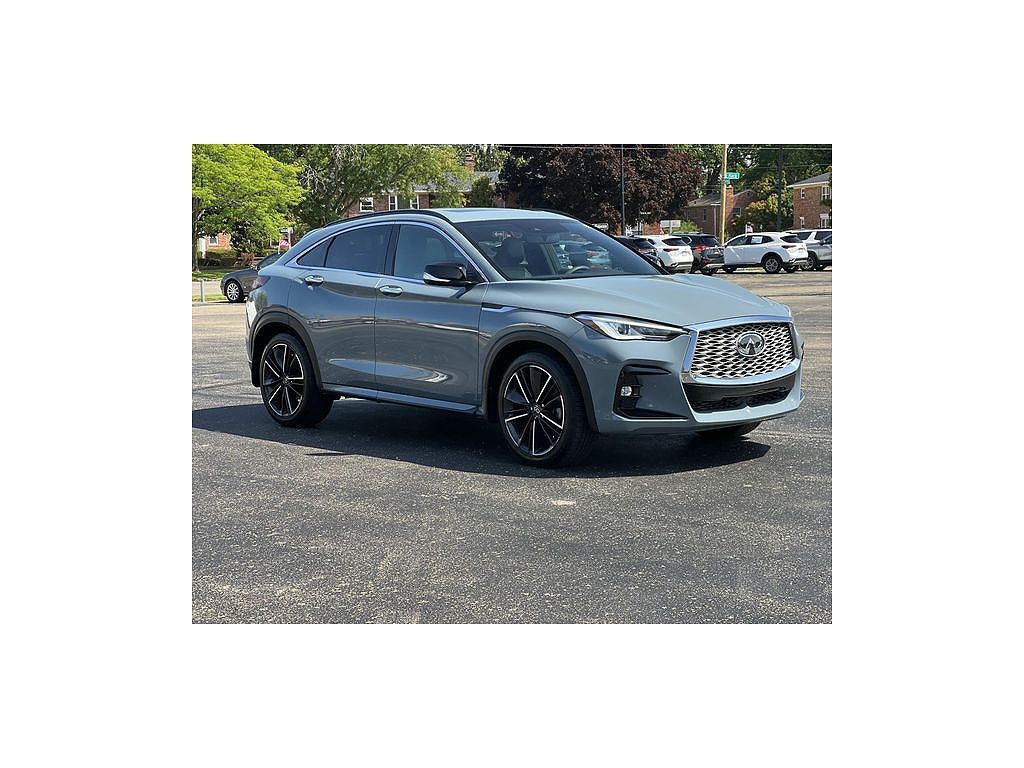 2022 Infiniti QX55 LUXE