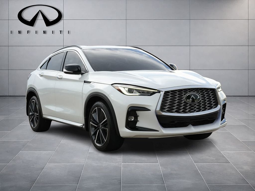 2023 Infiniti QX55 LUXE