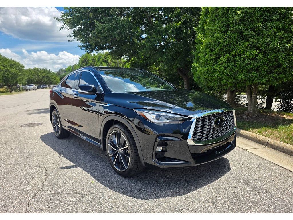 2023 Infiniti QX55 LUXE
