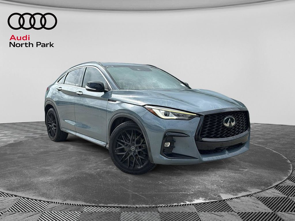 2023 INFINITI QX55 LUXE
