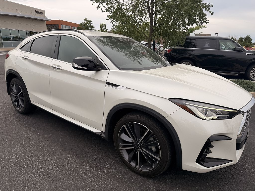 2023 Infiniti QX55 LUXE