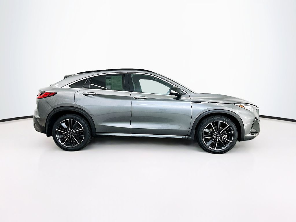 2023 Infiniti QX55 LUXE