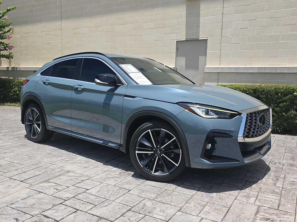 2023 Infiniti QX55 LUXE