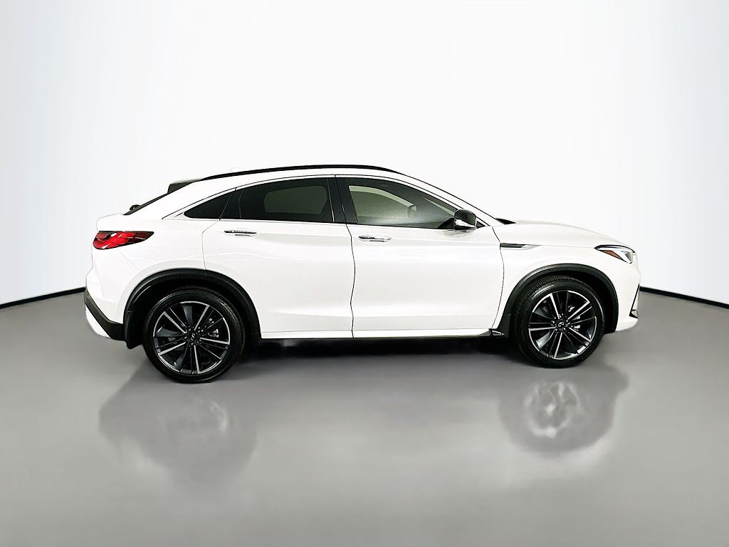2025 Infiniti QX55 ESSENTIAL