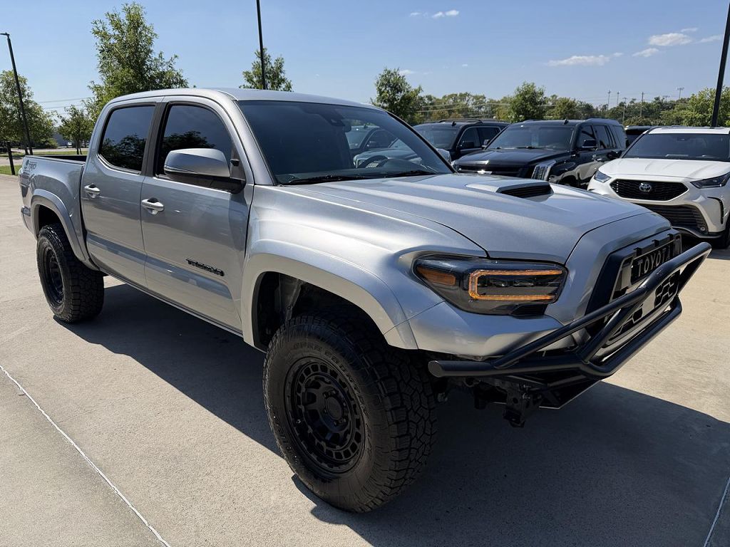 2021 Toyota Tacoma 2WD TRD Sport Double Cab 5' Bed V6