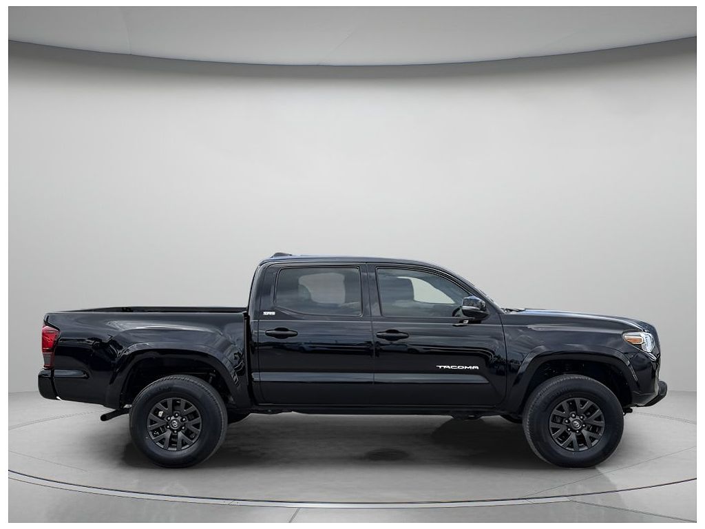 2023 Toyota Tacoma 4WD SR5