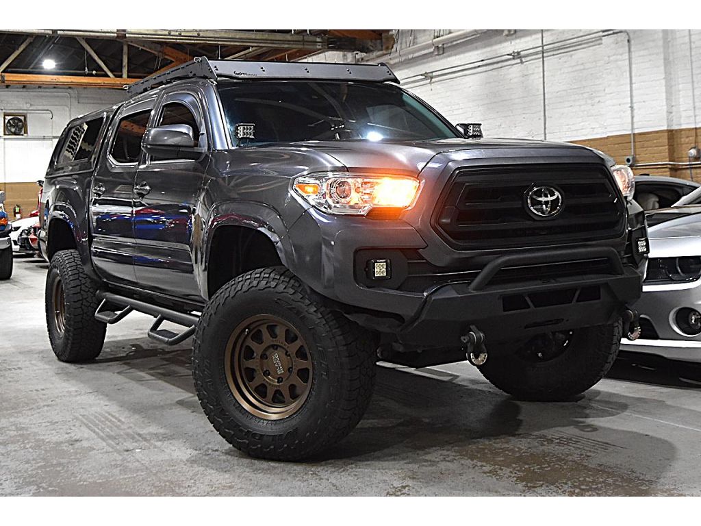2020 Toyota Tacoma 4WD TRD Off Road Double Cab 5' Bed V6 AT (Natl)
