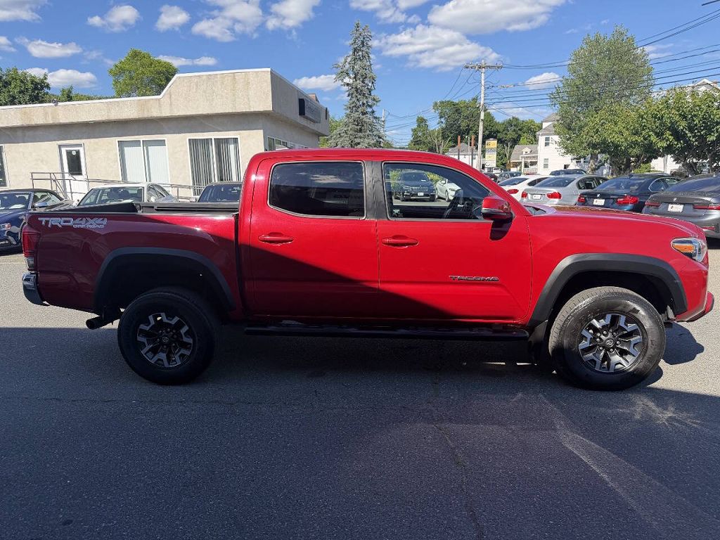 2016 Toyota Tacoma TRD Sport