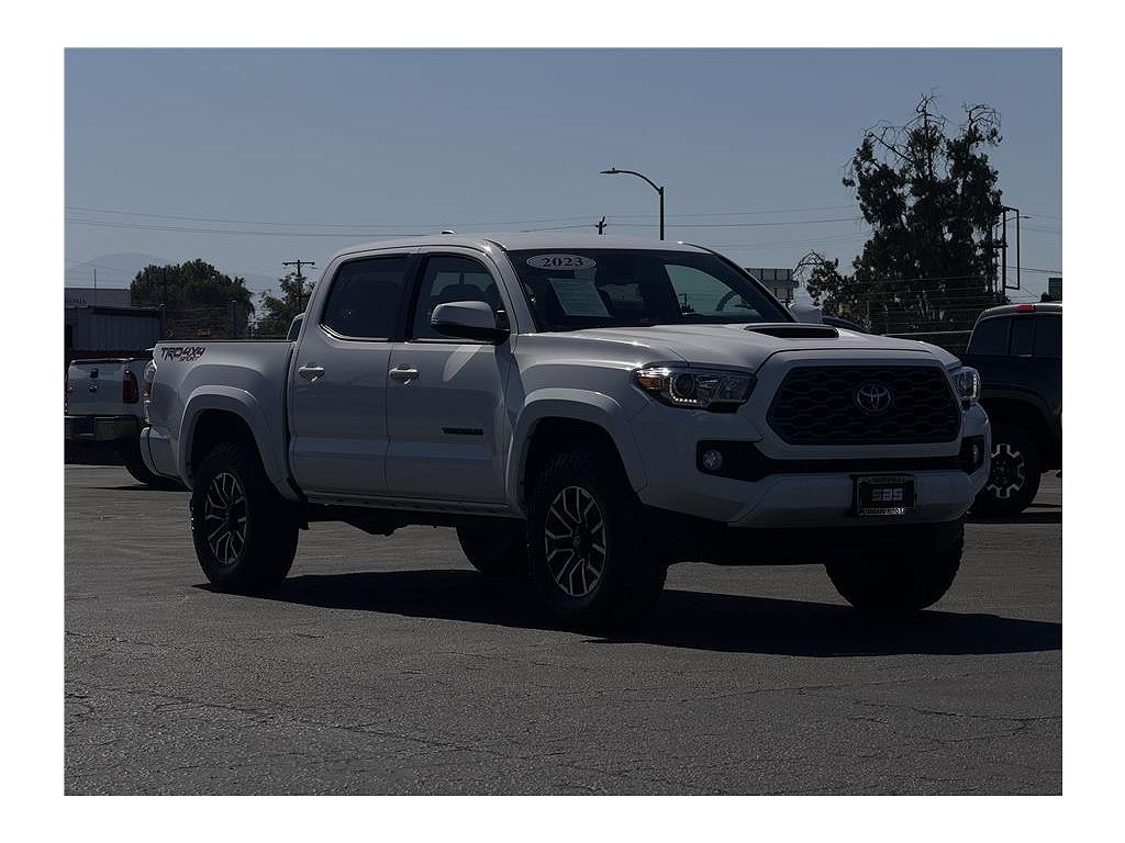 2023 Toyota Tacoma SR