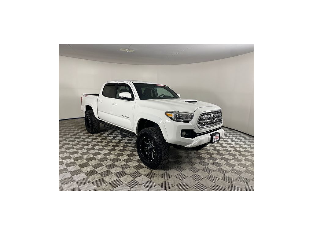 2016 Toyota Tacoma TRD Sport