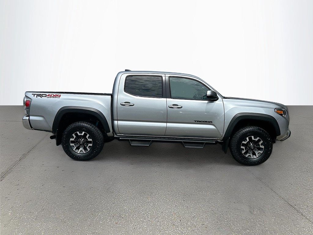 2022 Toyota Tacoma 4WD TRD Off Road