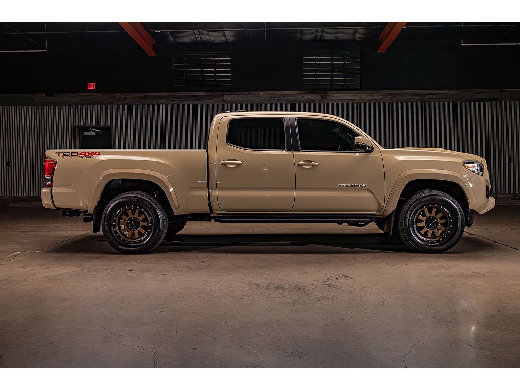2017 Toyota Tacoma TRD Sport
