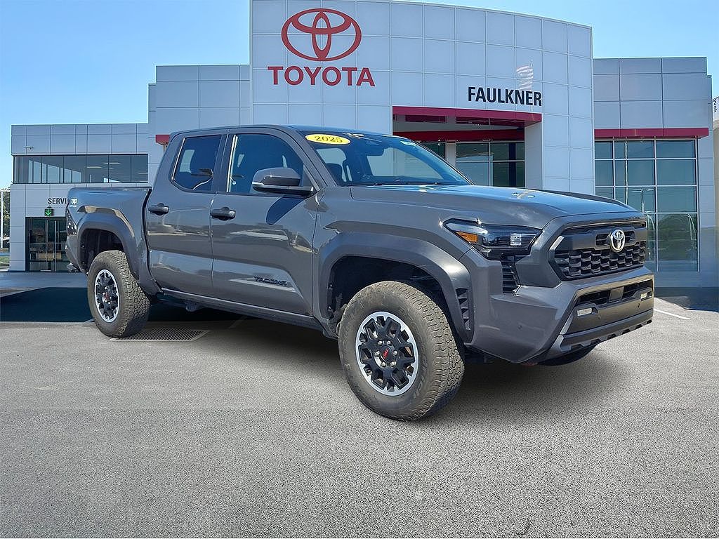 2025 Toyota Tacoma TRD Off-Road