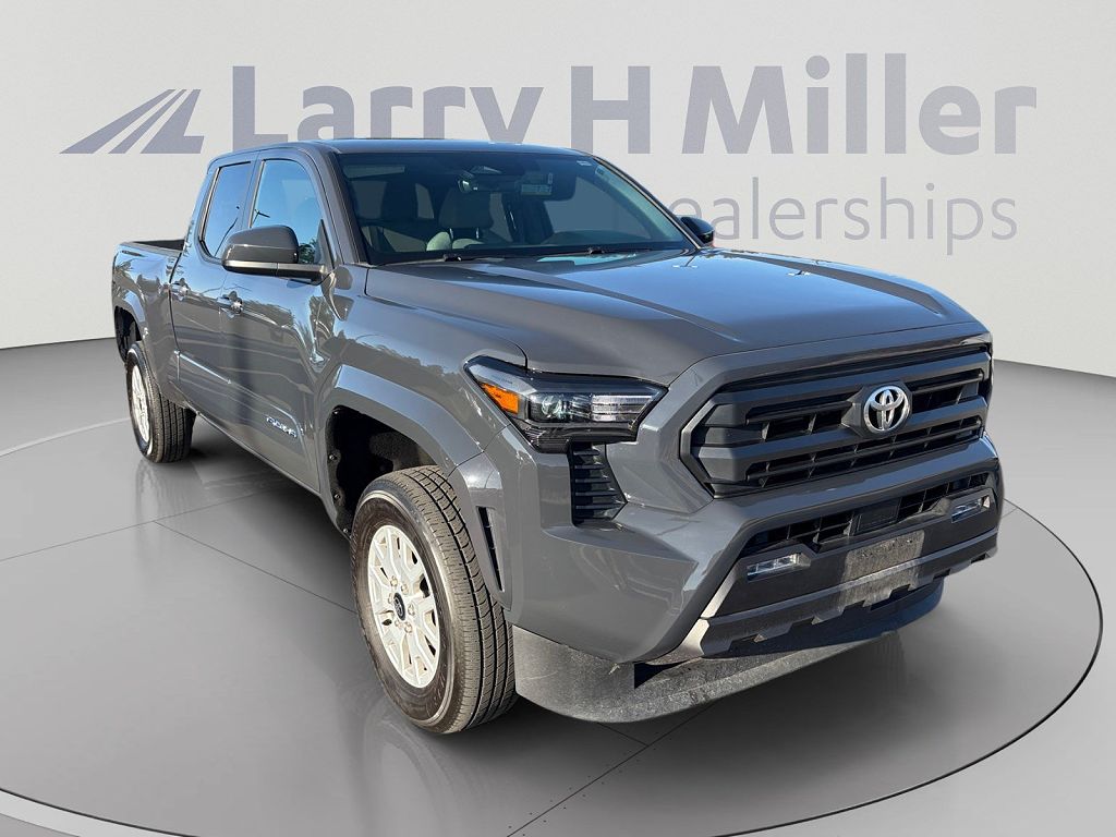 2025 Toyota Tacoma 4WD SR5