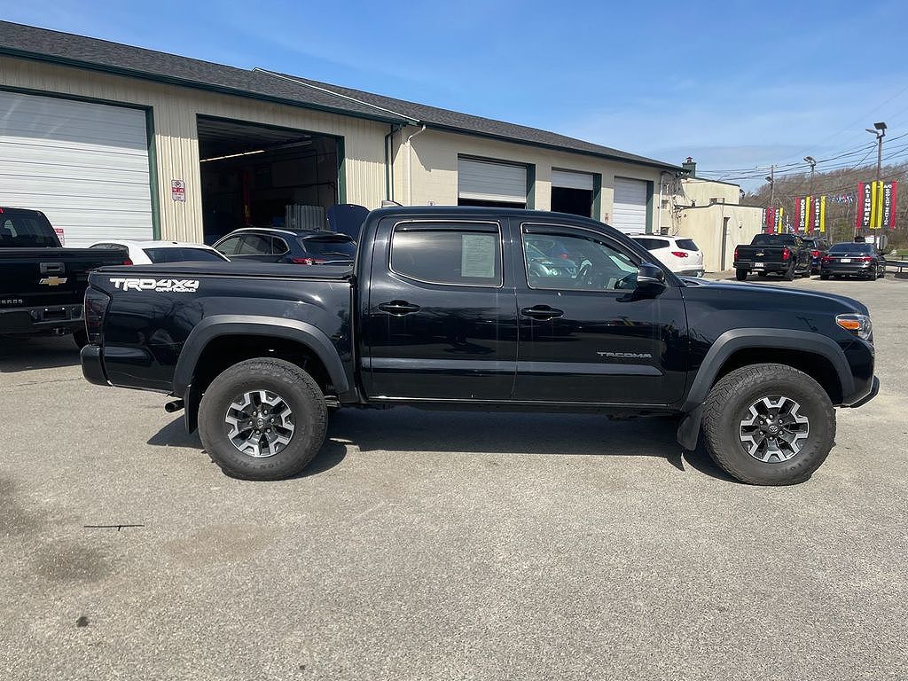 2021 Toyota Tacoma 4WD TRD Off Road