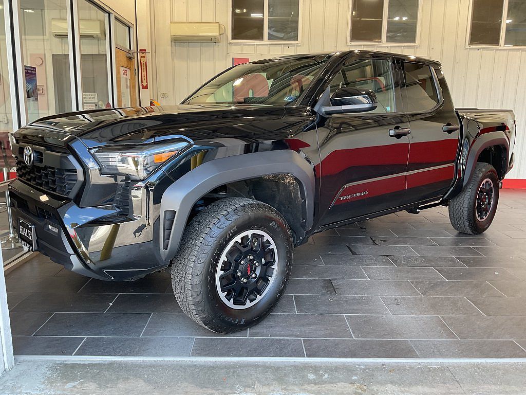 2025 Toyota Tacoma TRD Off-Road