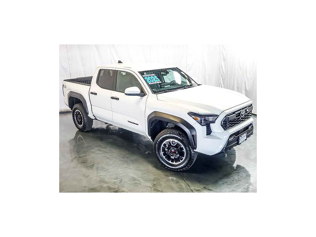 2025 Toyota Tacoma 4WD SR