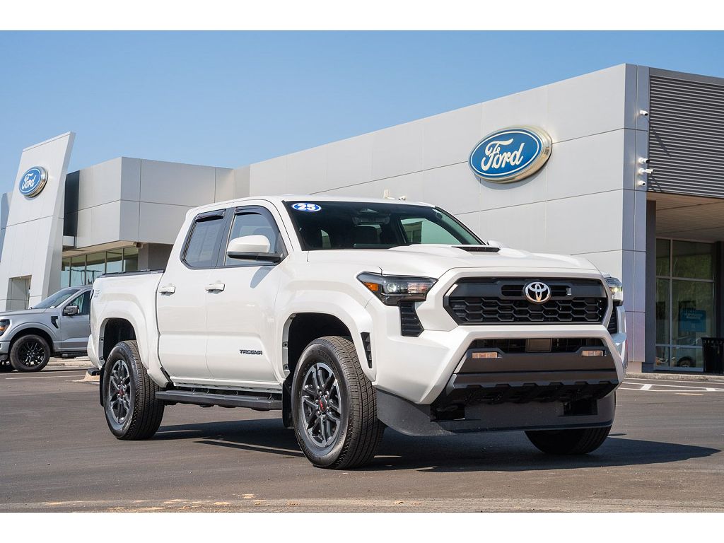 2025 Toyota Tacoma TRD Off-Road