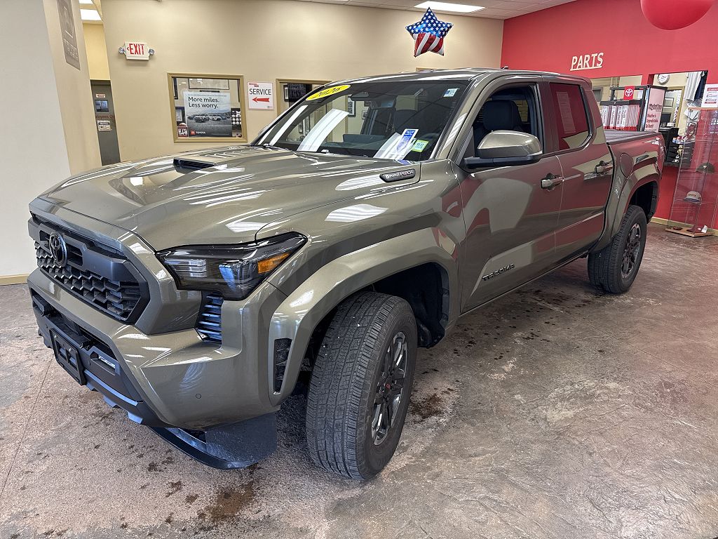 2026 Toyota Tacoma i-FORCE MAX TRD Sport
