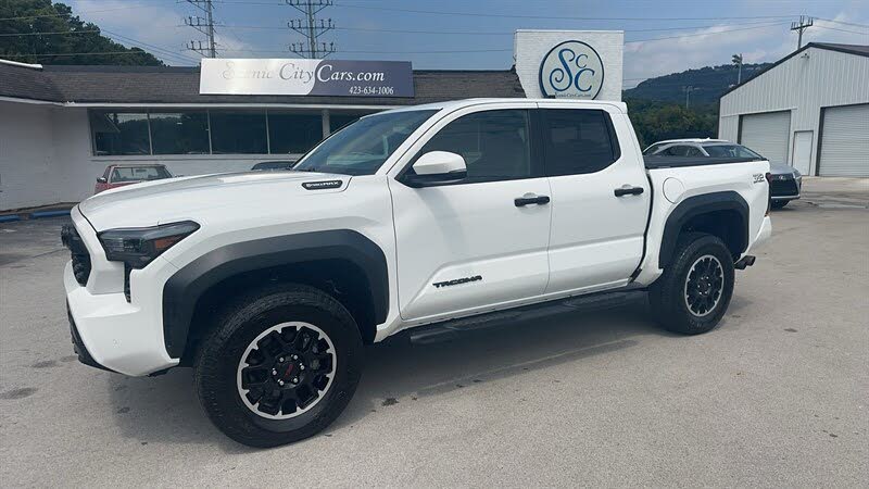 2024 Toyota Tacoma TRD Off-Road