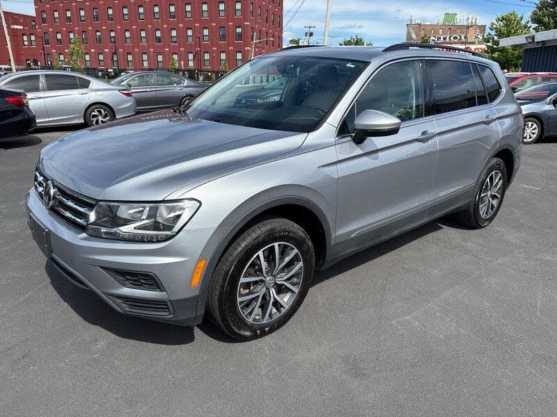 2020 Volkswagen Tiguan SE R-Line Black