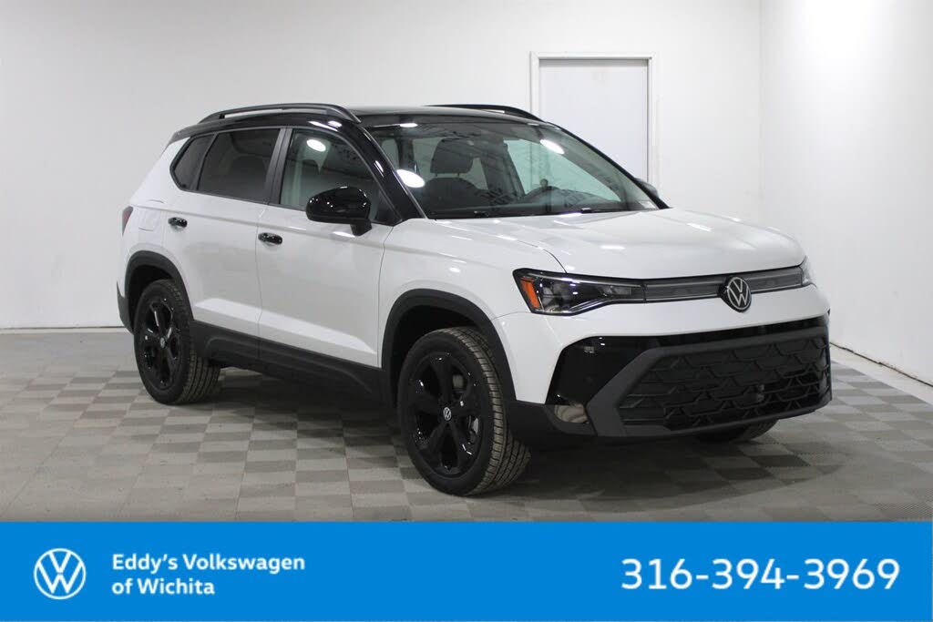 2026 Volkswagen Taos SE Black
