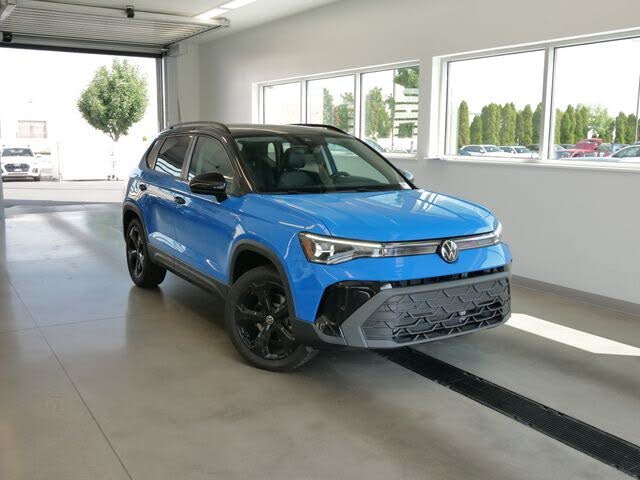 2026 Volkswagen Taos SE Black