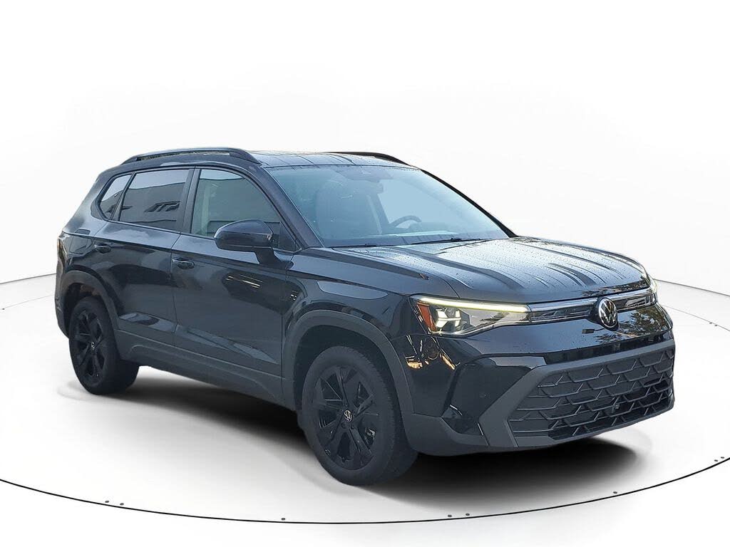 2026 Volkswagen Taos SE Black