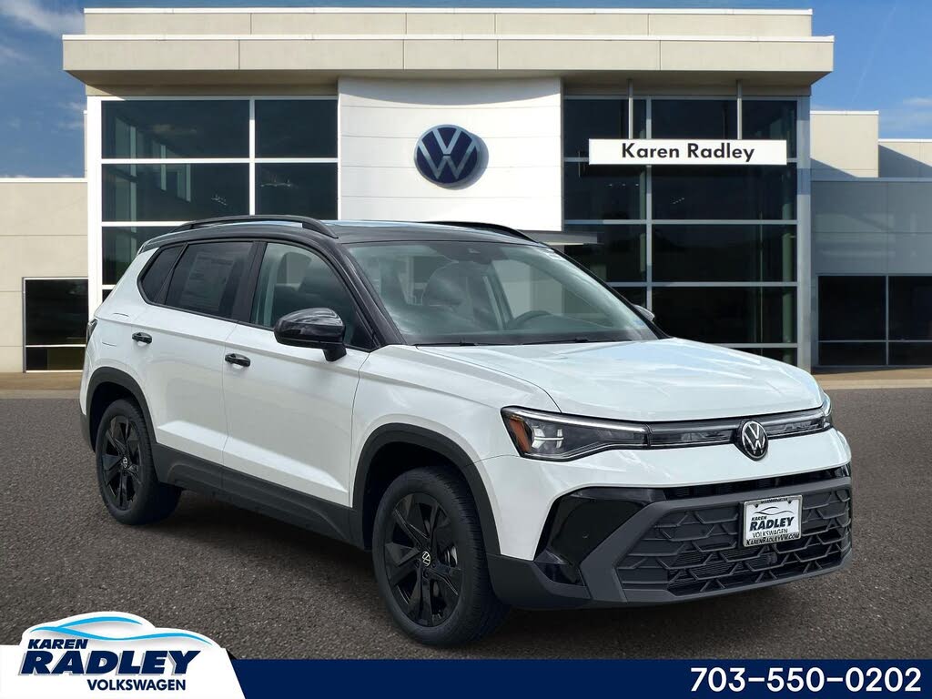 2026 Volkswagen Taos SE Black