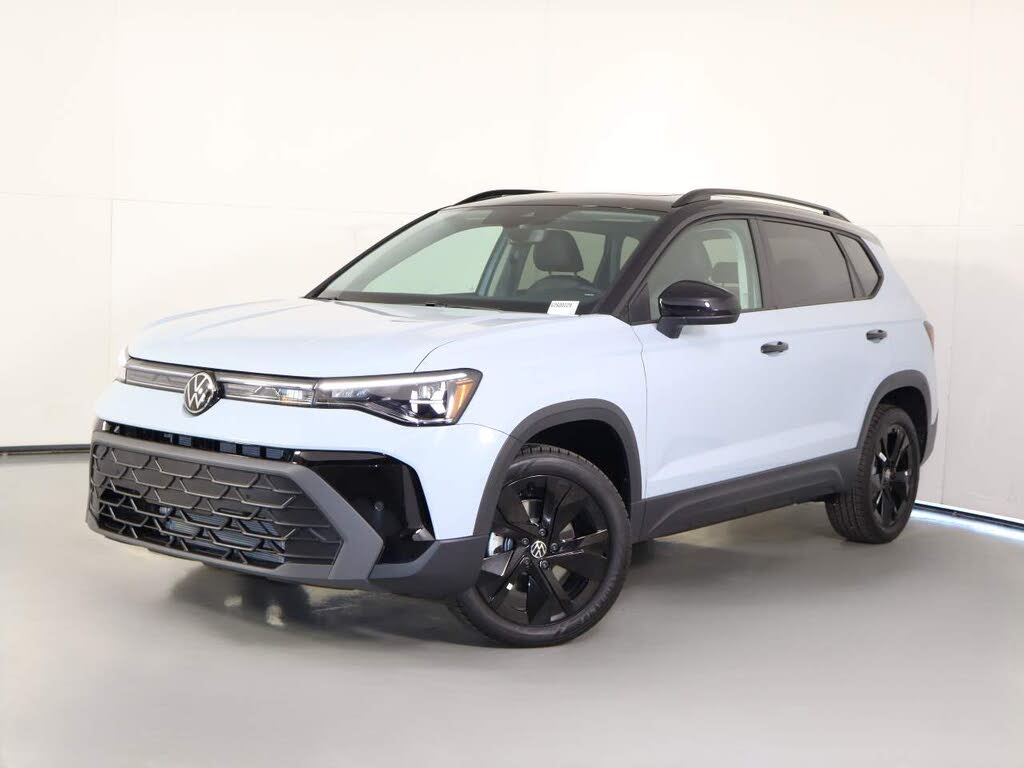 2026 Volkswagen Taos SE Black