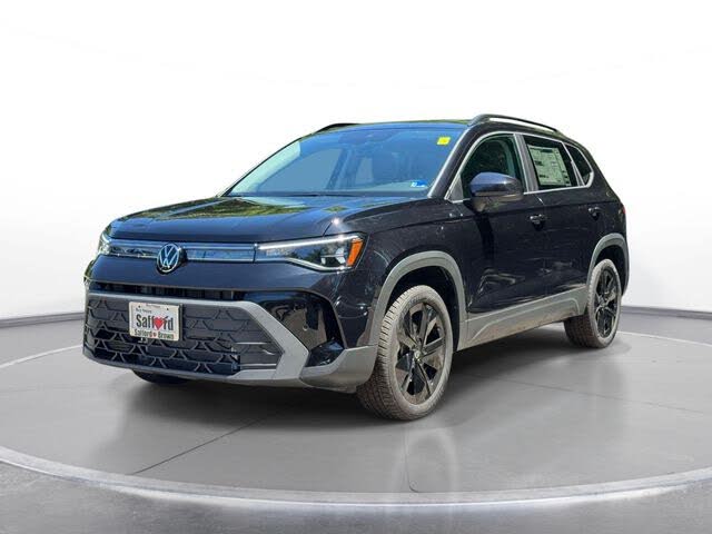 2026 Volkswagen Taos SE Black