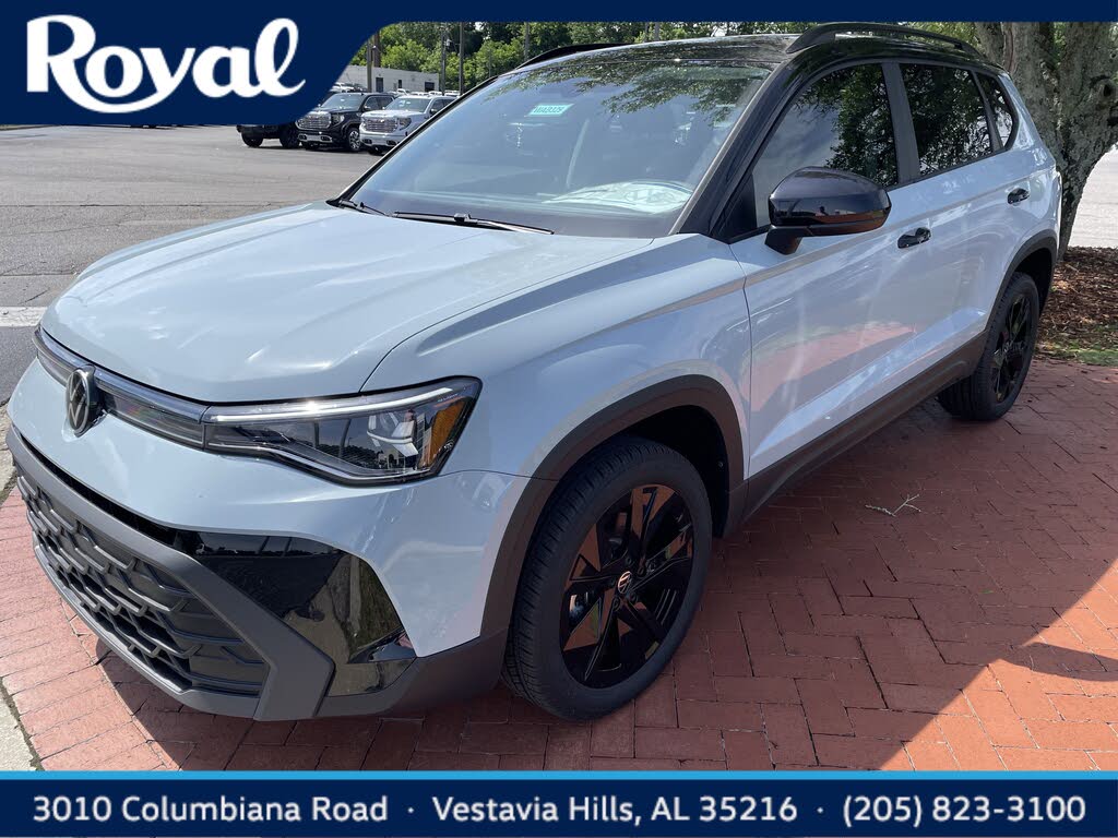 2026 Volkswagen Taos SE Black