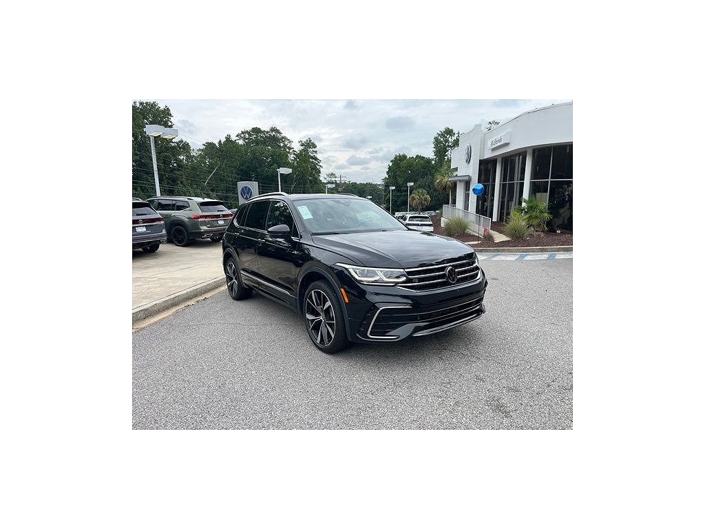 2024 Volkswagen Tiguan SEL R-Line