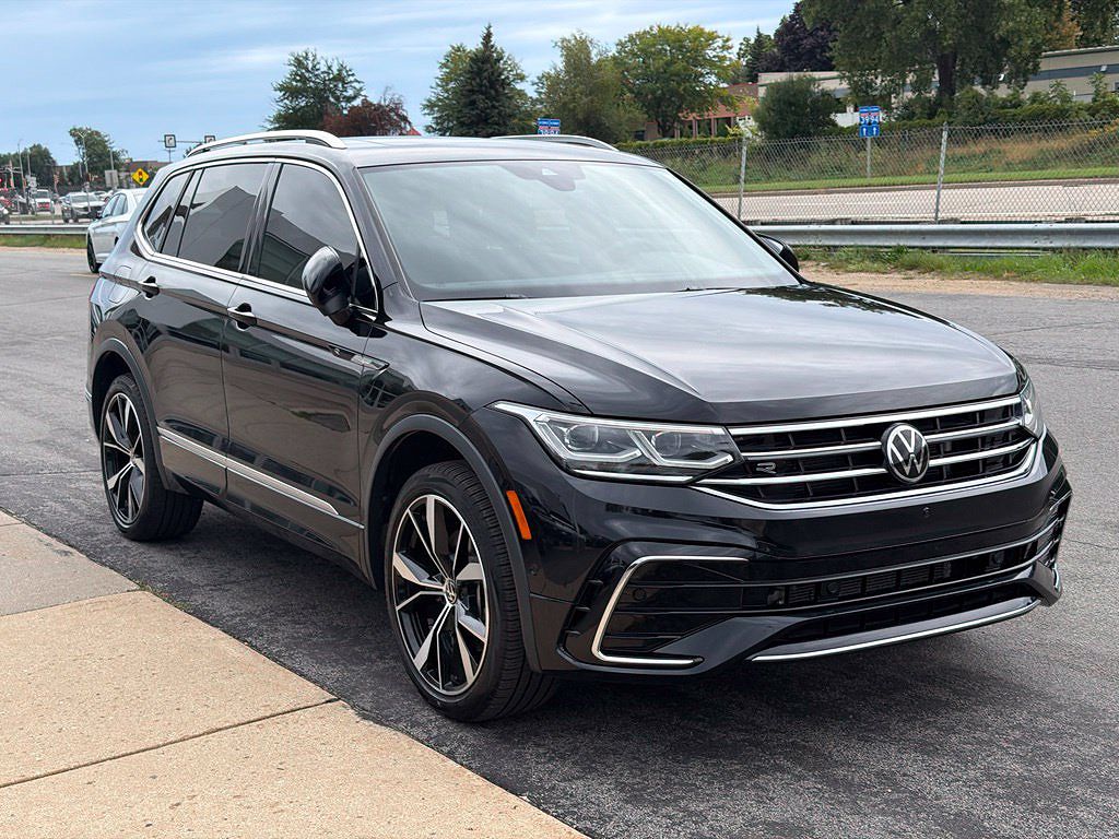 2022 Volkswagen Tiguan SEL R-Line