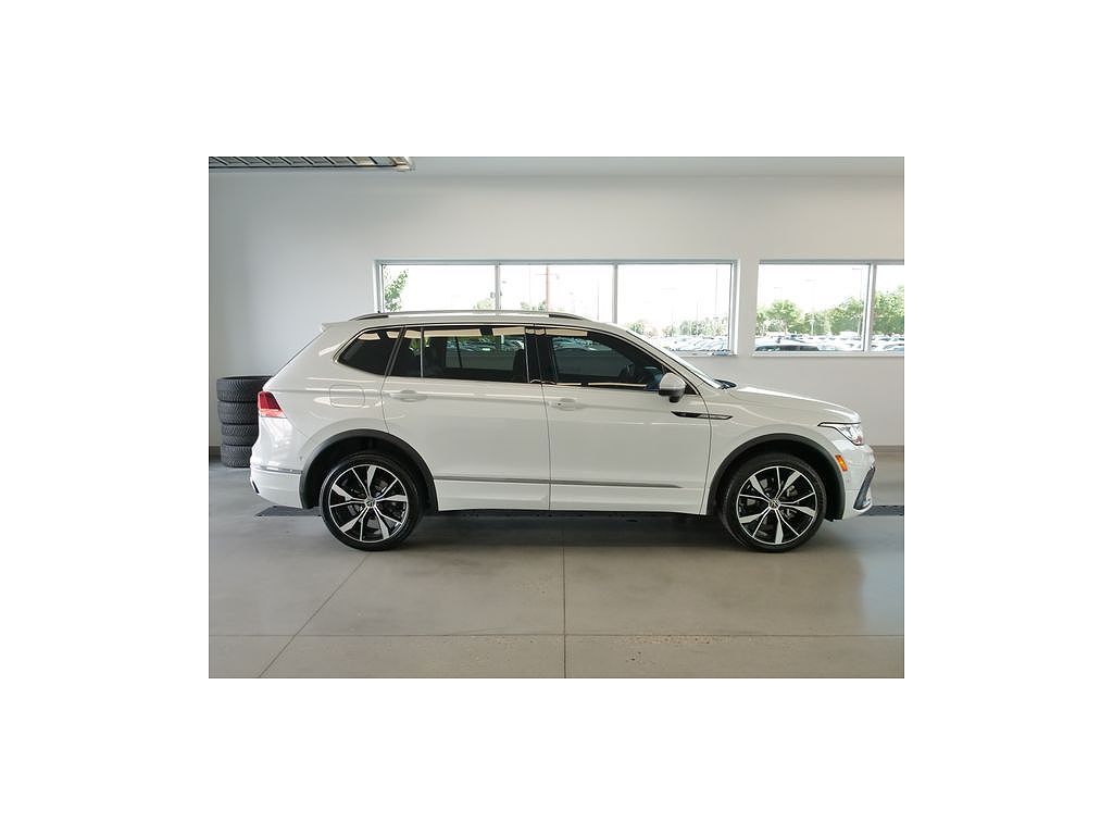 2023 Volkswagen Tiguan SEL R-Line