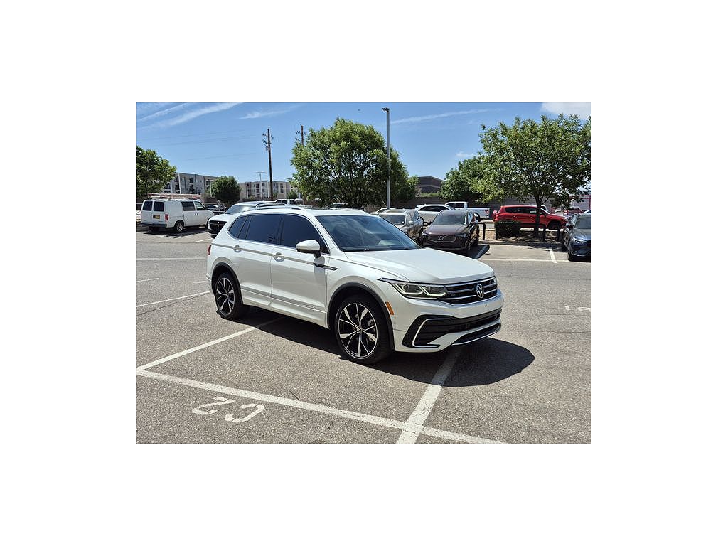 2024 Volkswagen Tiguan SEL R-Line