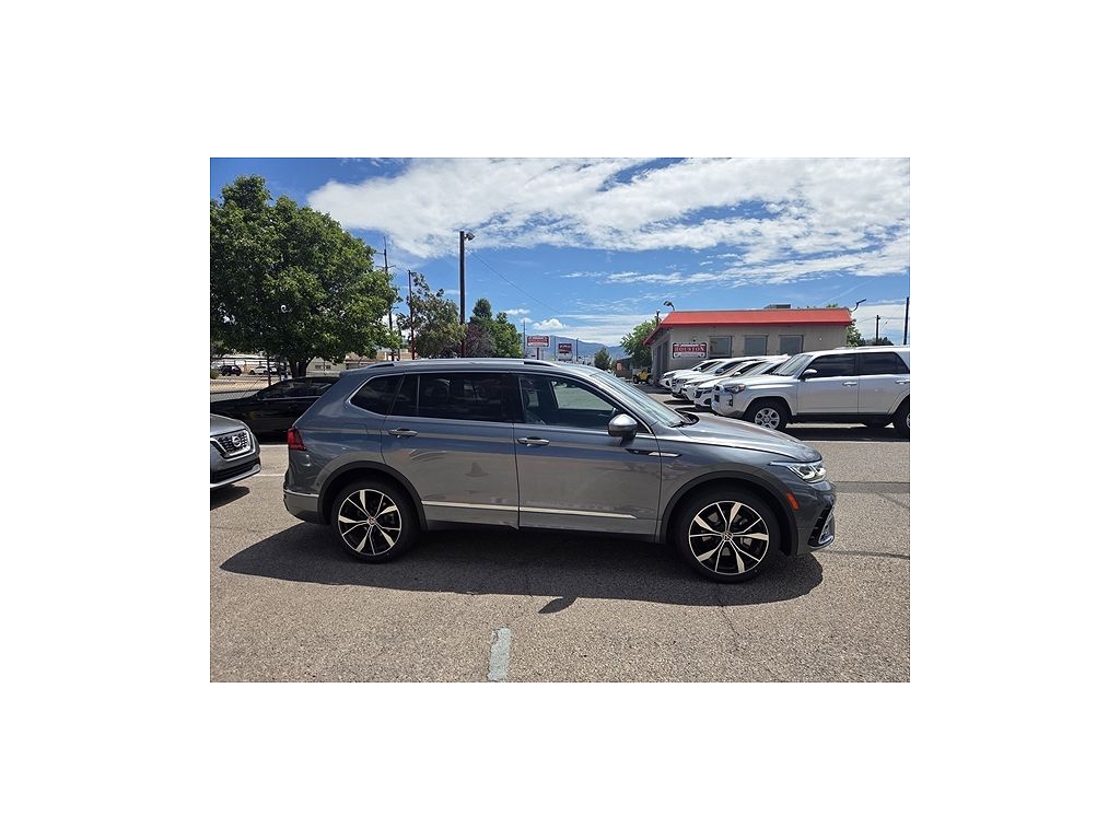 2022 Volkswagen Tiguan SEL R-Line