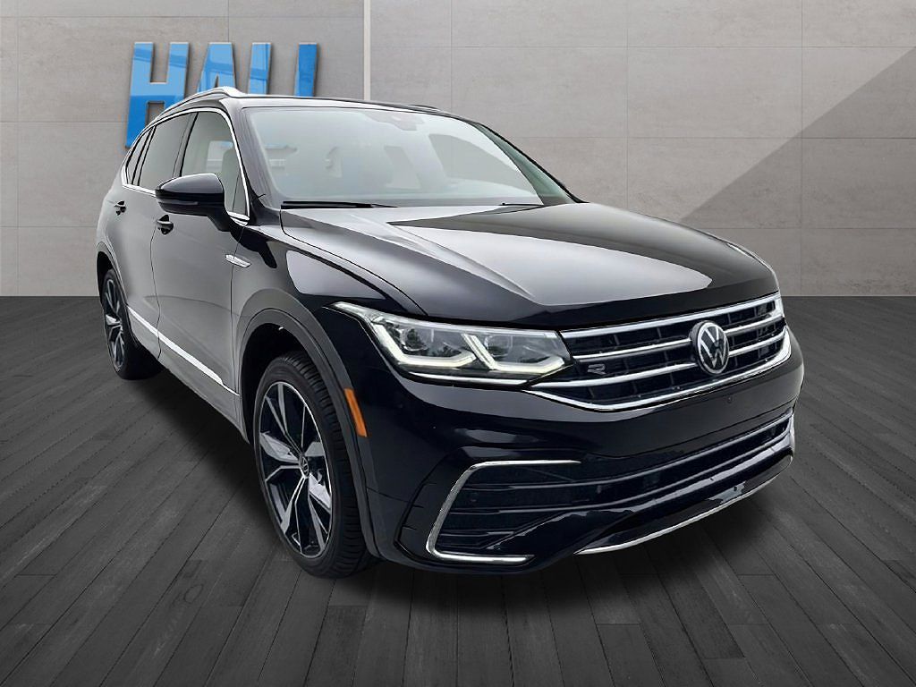 2024 Volkswagen Tiguan SEL R-Line
